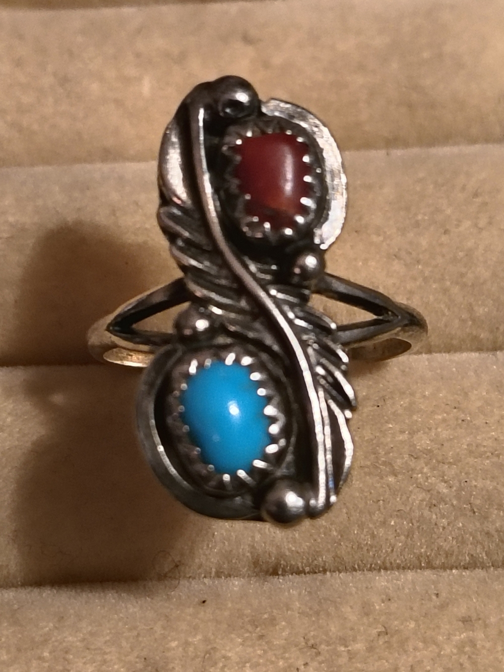 Sterling Native American 2 Stone Feather Ring with Turquoise & Red Coral Size 7
